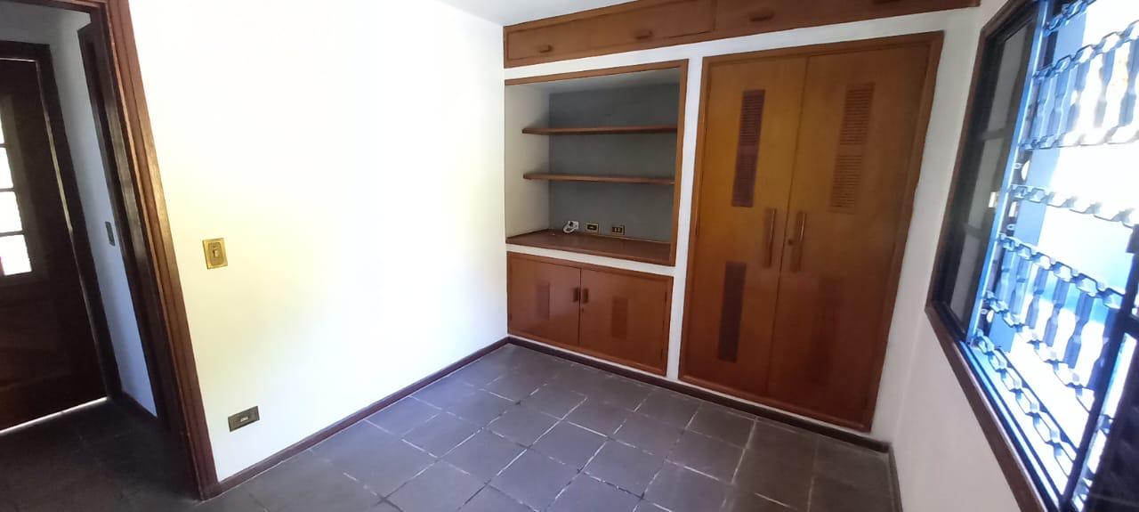 Casa de Condomínio à venda com 4 quartos, 300m² - Foto 25