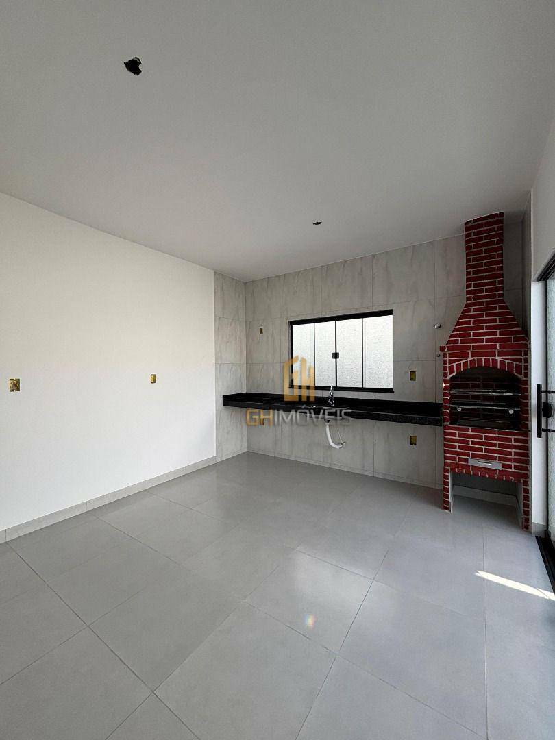 Casa à venda com 3 quartos, 100m² - Foto 7
