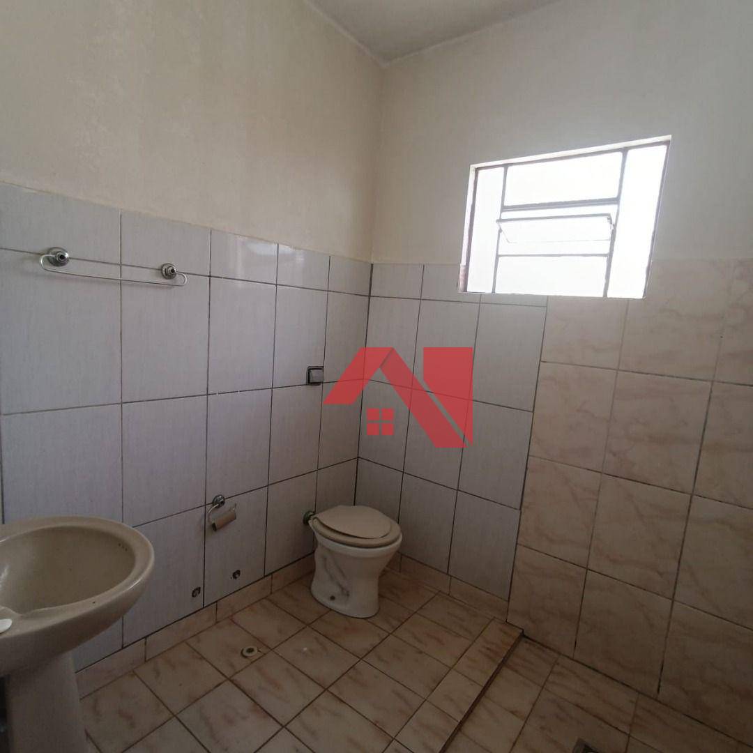 Casa para alugar com 3 quartos, 100m² - Foto 8