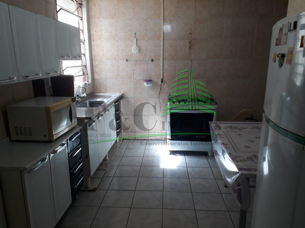 Casa à venda com 3 quartos, 220m² - Foto 7