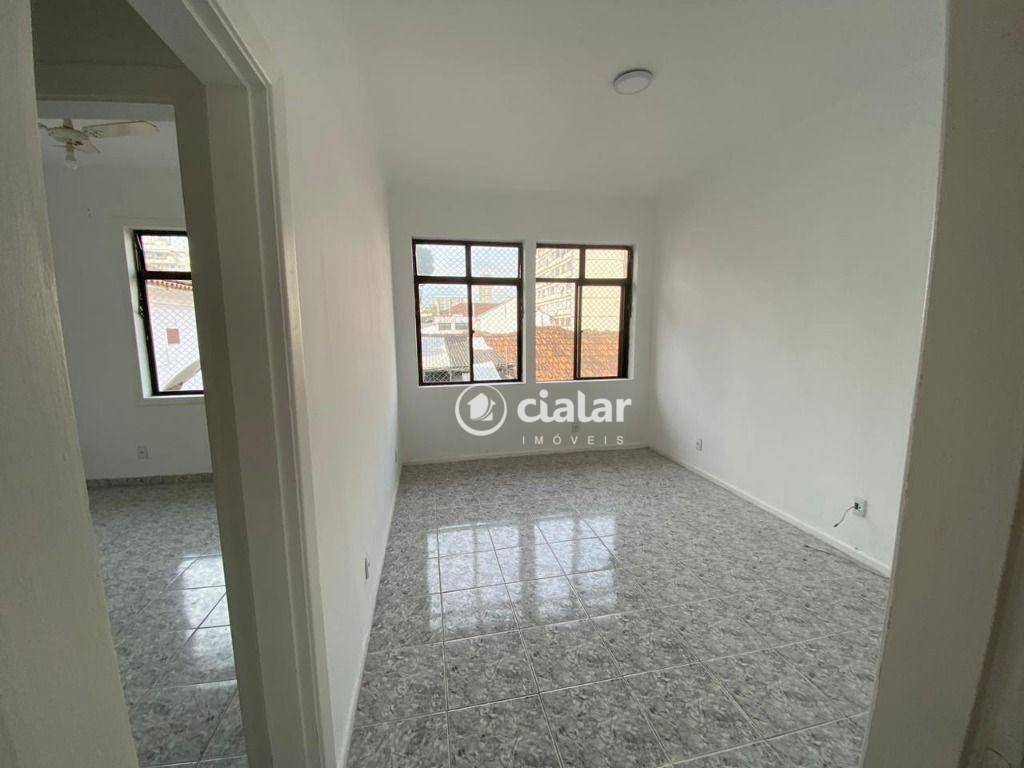 Apartamento para alugar com 2 quartos, 70m² - Foto 1