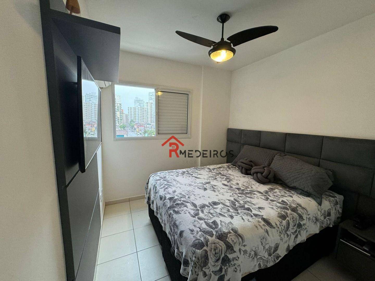 Apartamento à venda com 2 quartos, 57m² - Foto 11