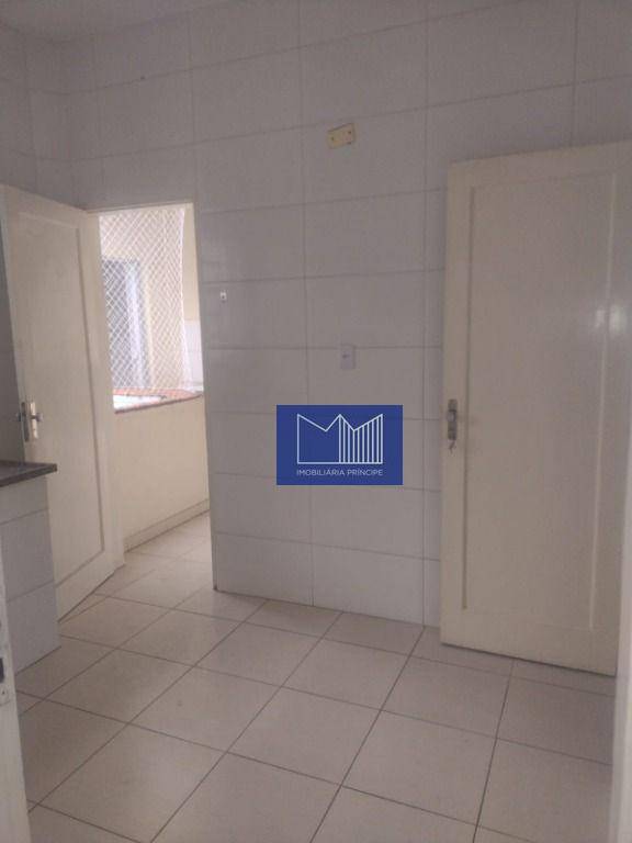 Apartamento para alugar com 2 quartos, 70m² - Foto 27