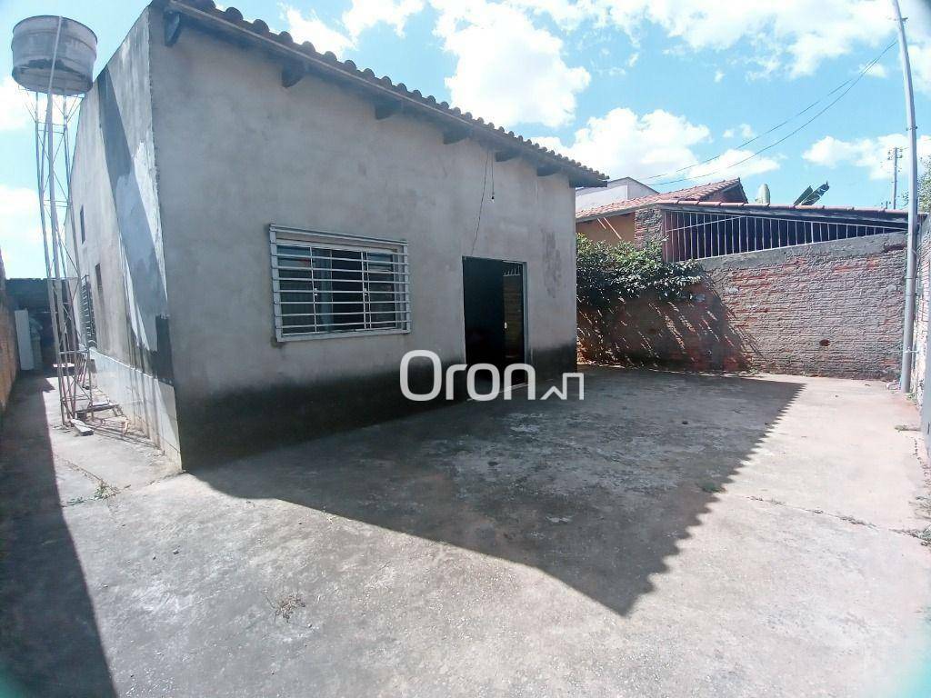 Casa à venda com 2 quartos, 90m² - Foto 7