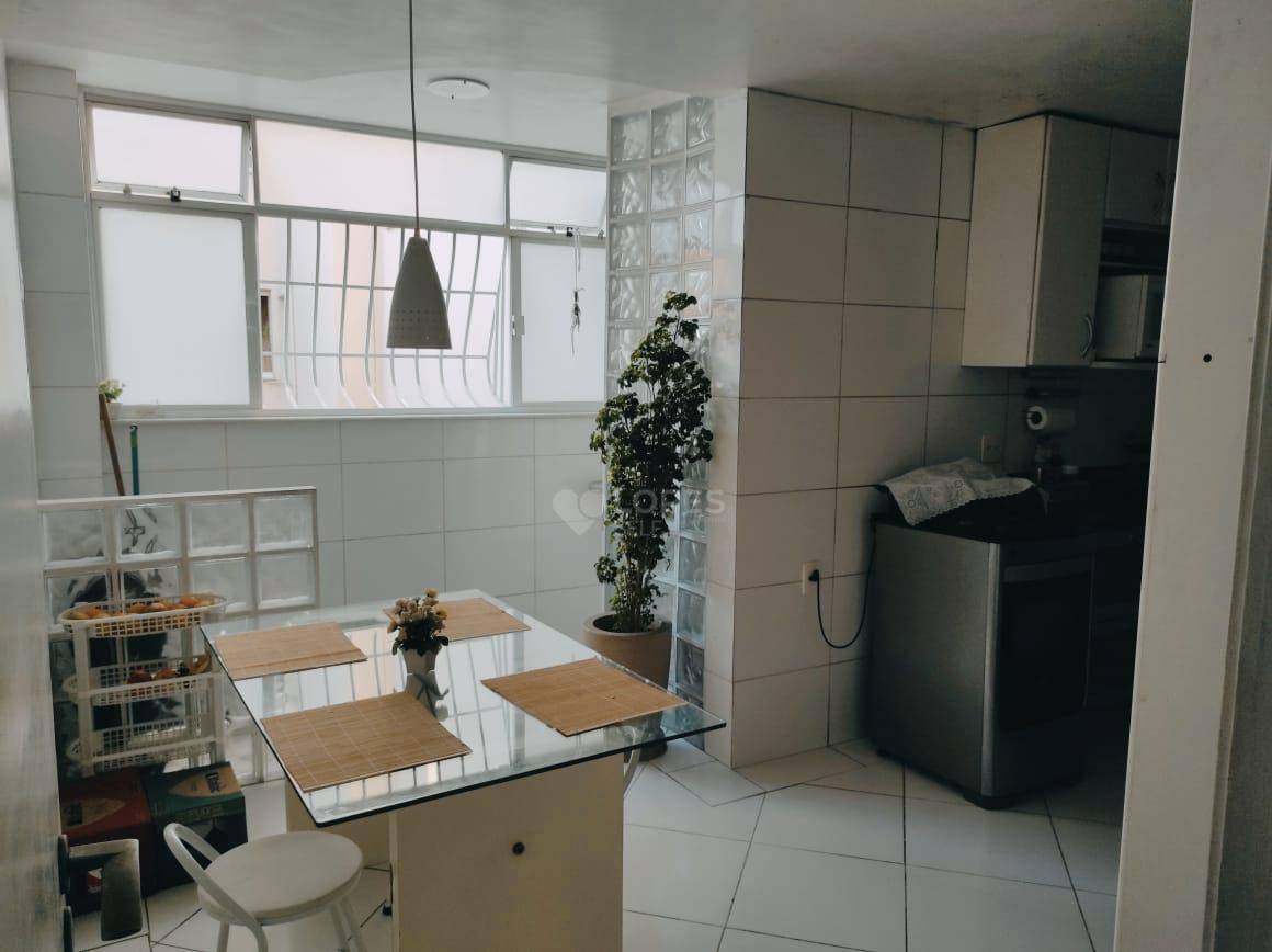 Apartamento à venda com 3 quartos, 130m² - Foto 9