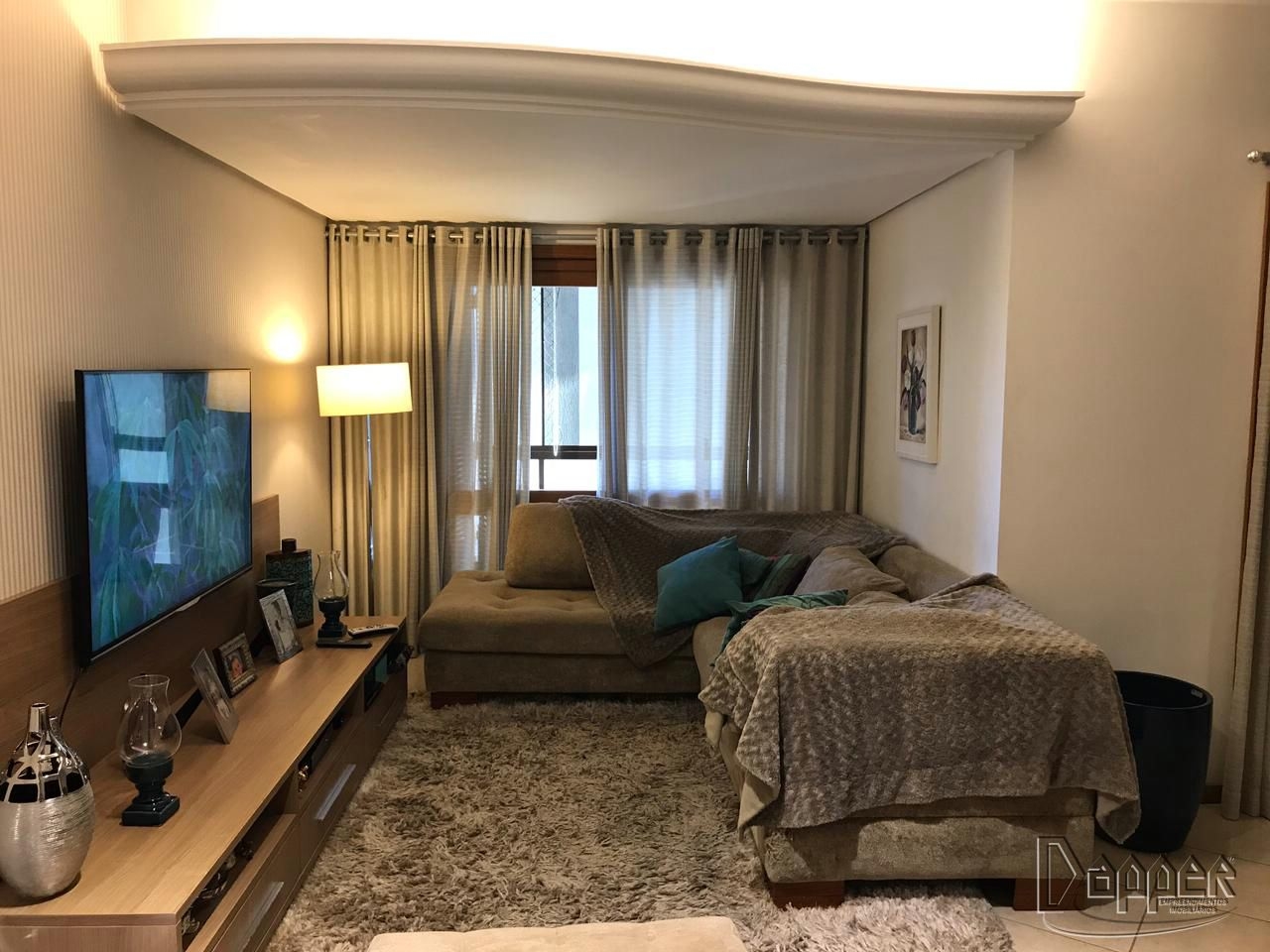 Apartamento à venda com 3 quartos, 116m² - Foto 2