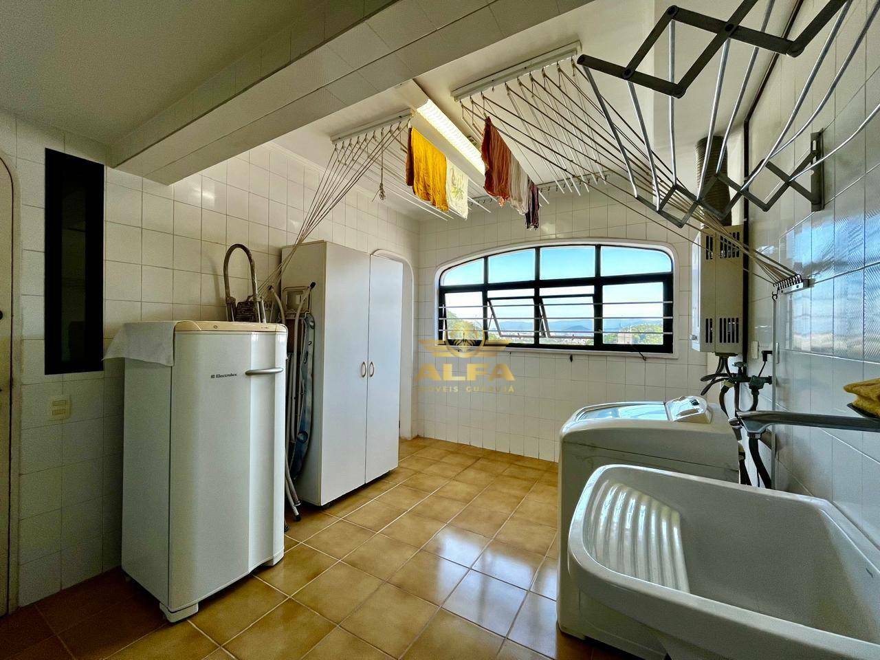 Apartamento à venda com 3 quartos, 171m² - Foto 31