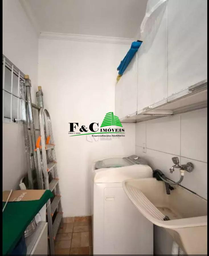 Casa à venda com 3 quartos, 270m² - Foto 10