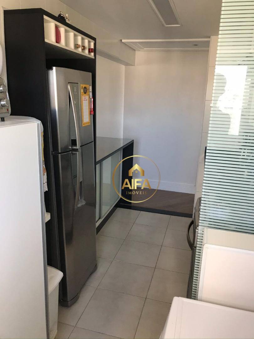 Apartamento à venda com 2 quartos, 70m² - Foto 7