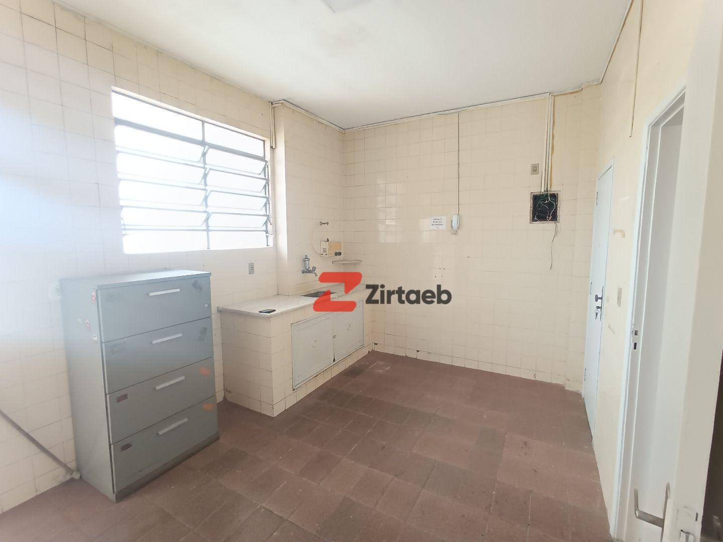 Apartamento para alugar com 2 quartos, 120m² - Foto 6