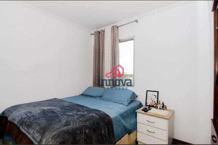 Apartamento à venda com 4 quartos, 220m² - Foto 7