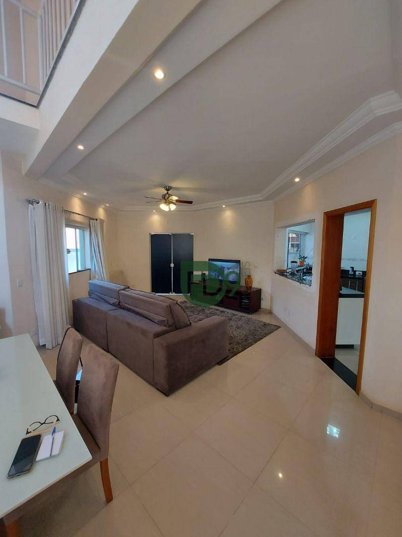 Casa à venda com 3 quartos, 240m² - Foto 2