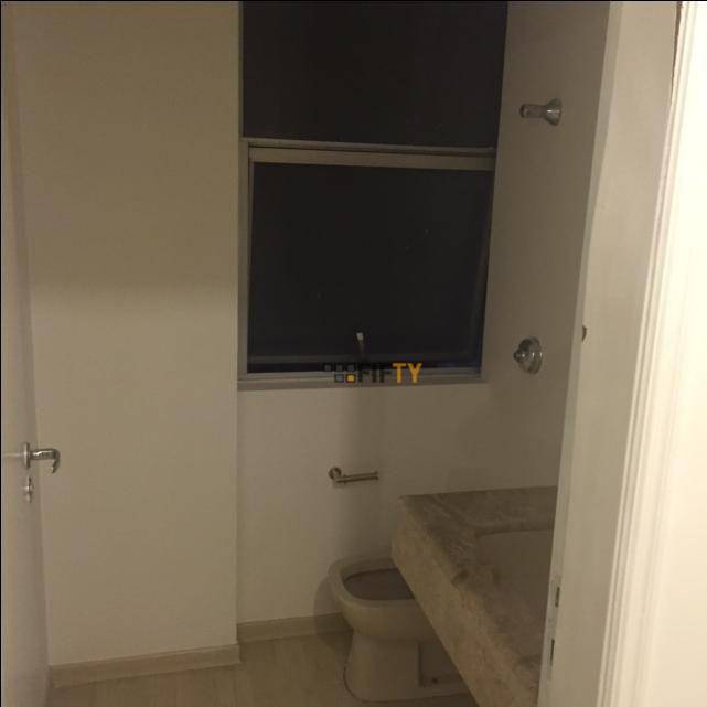 Apartamento à venda com 3 quartos, 143m² - Foto 12