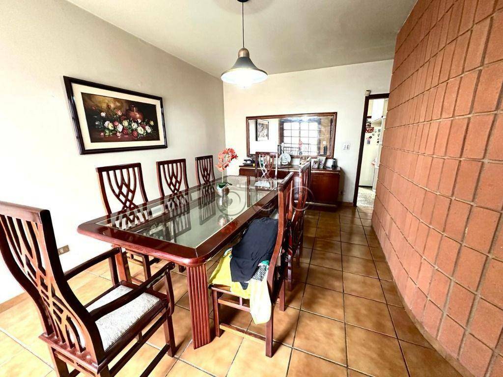 Casa, 4 quartos, 257 m² - Foto 4