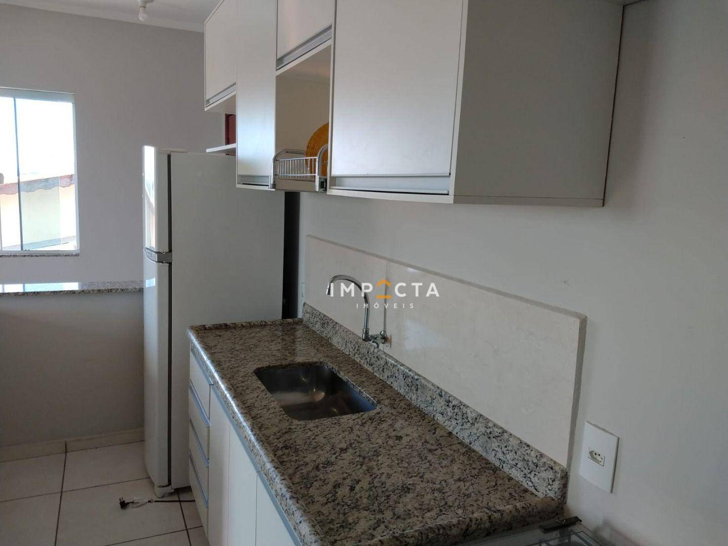 Apartamento à venda com 2 quartos, 72m² - Foto 3