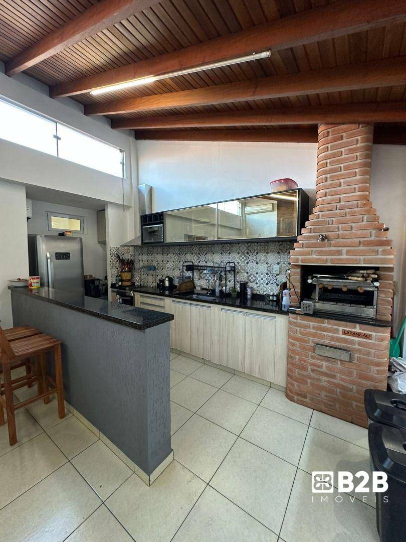 Casa à venda com 3 quartos, 125m² - Foto 14