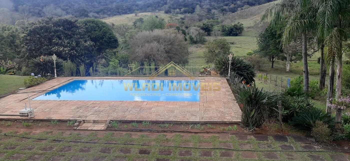 Fazenda à venda com 7 quartos, 9m² - Foto 2