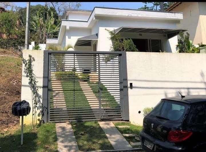 Casa de Condomínio para alugar com 3 quartos, 210m² - Foto 32