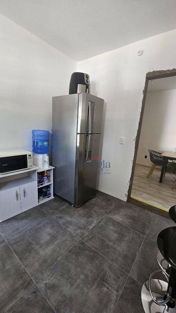 Apartamento para alugar com 2 quartos, 70m² - Foto 19