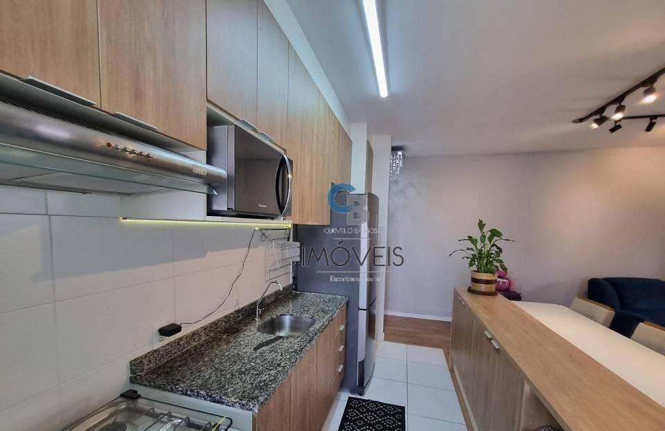 Apartamento à venda com 3 quartos, 80m² - Foto 2