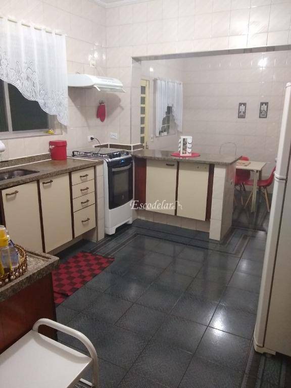 Sobrado à venda com 3 quartos, 210m² - Foto 7