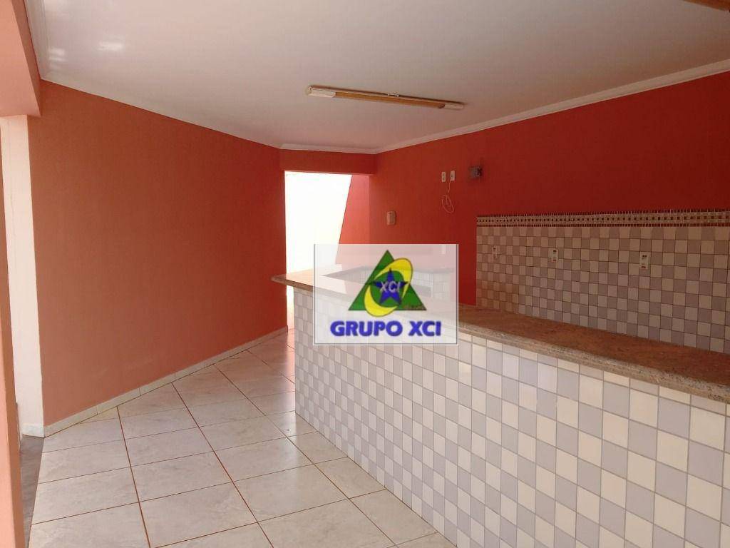 Casa de Condomínio à venda com 3 quartos, 350m² - Foto 44