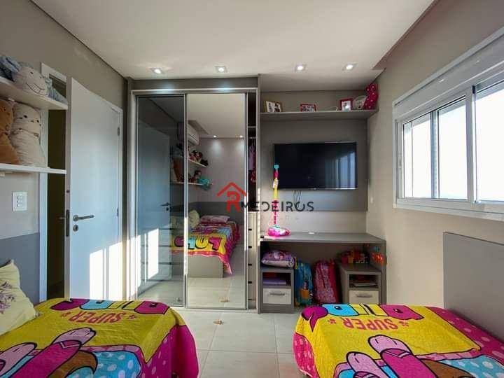 Apartamento à venda com 3 quartos, 213m² - Foto 17