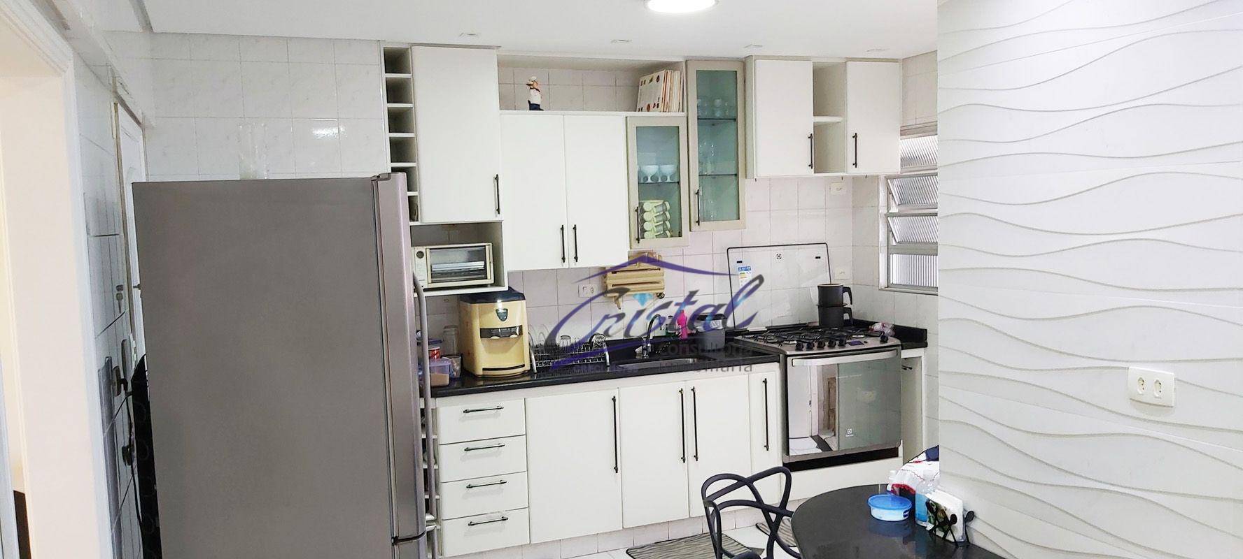 Apartamento à venda com 3 quartos, 216m² - Foto 8