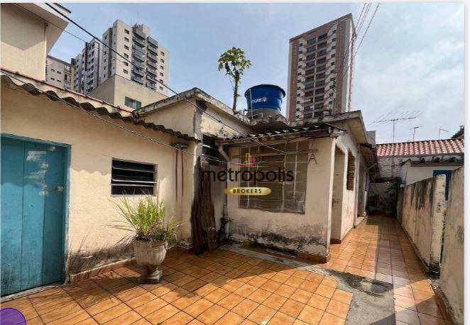 Casa à venda e aluguel com 3 quartos, 243m² - Foto 3