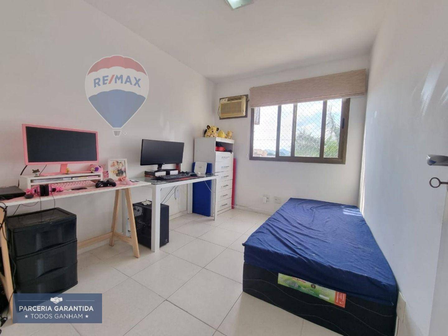 Apartamento à venda com 2 quartos, 75m² - Foto 10