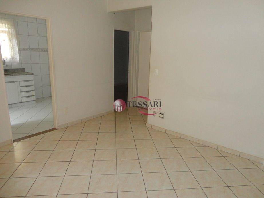 Apartamento para alugar com 2 quartos, 60m² - Foto 2