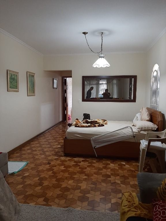 Sobrado à venda com 3 quartos, 150m² - Foto 1