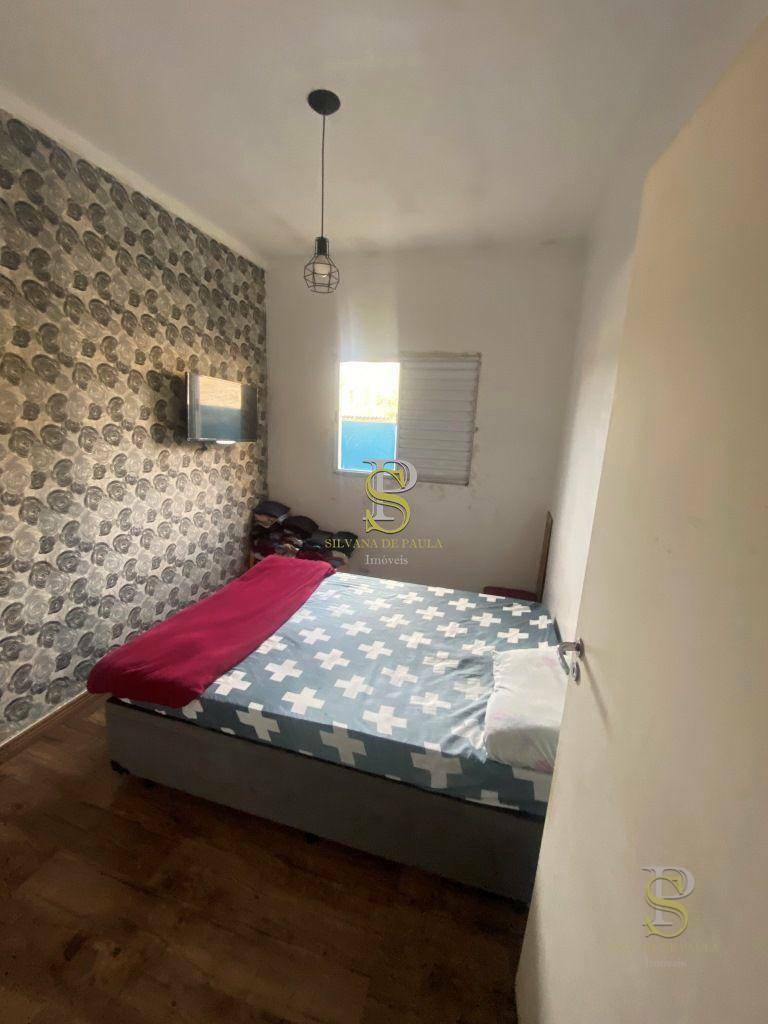 Casa à venda com 3 quartos, 75m² - Foto 12