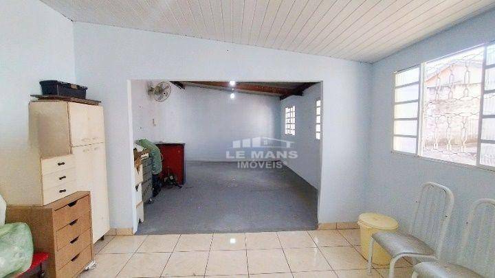 Casa à venda com 2 quartos, 184m² - Foto 35