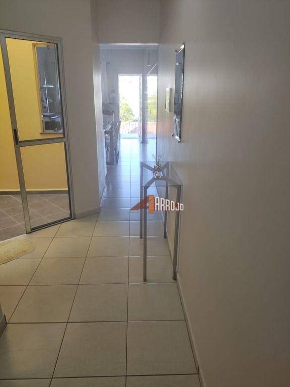 Sobrado à venda com 3 quartos, 90m² - Foto 11