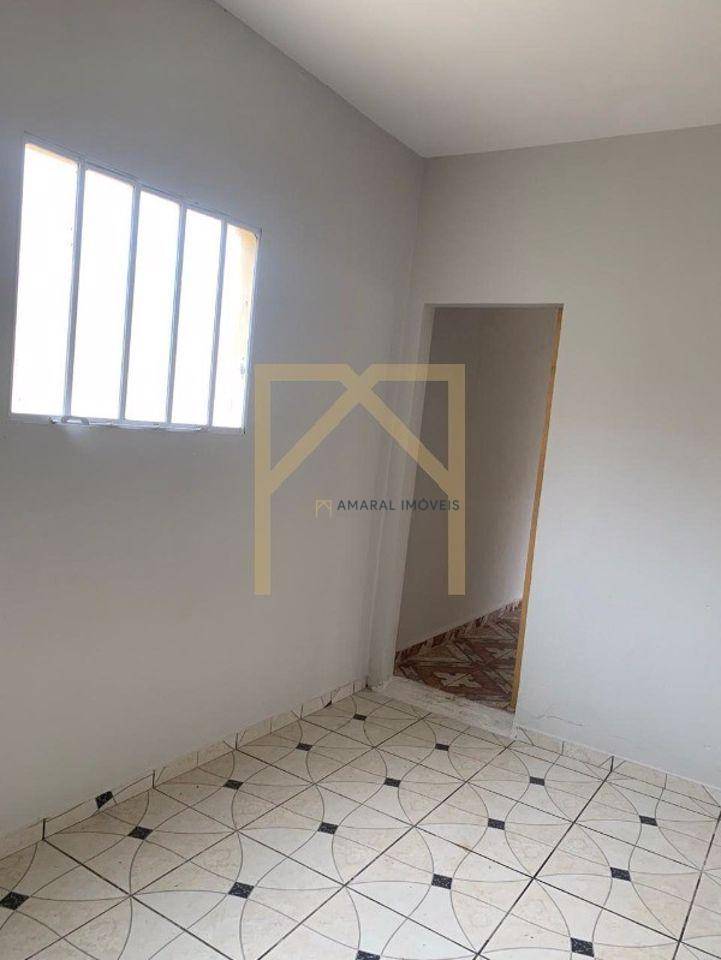 Casa à venda com 4 quartos, 210m² - Foto 16