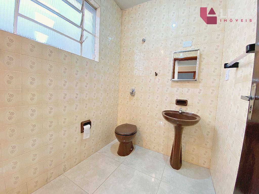 Apartamento para alugar com 3 quartos, 100m² - Foto 15