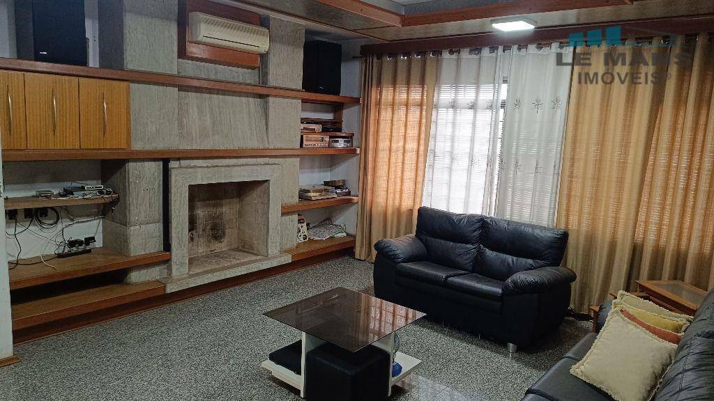 Casa para alugar com 4 quartos, 545m² - Foto 30