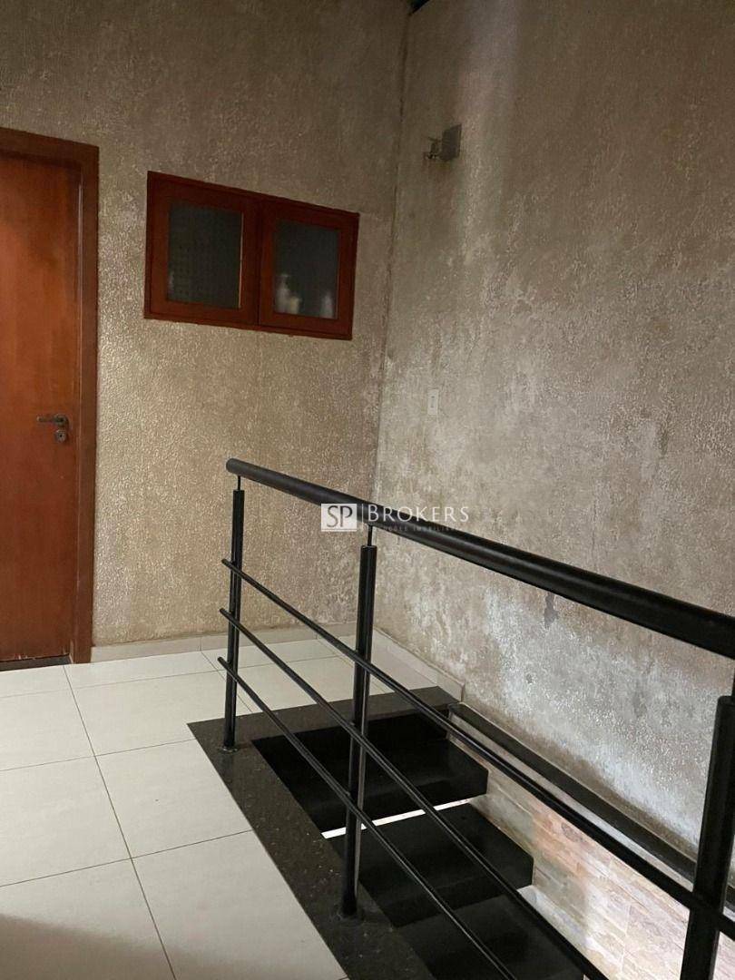 Casa à venda com 4 quartos, 350m² - Foto 19