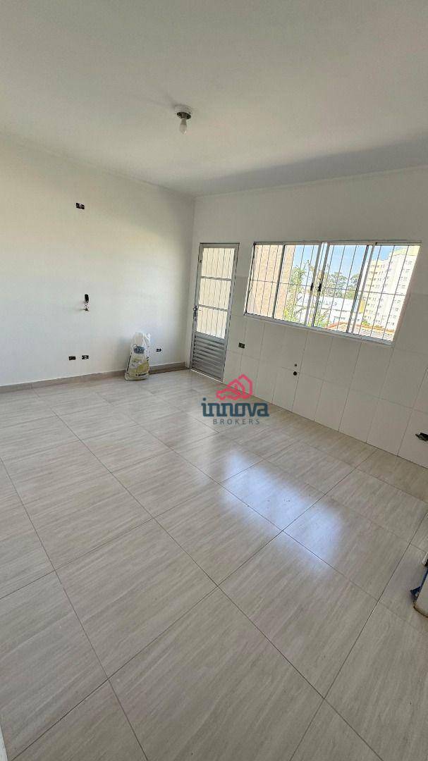 Casa à venda com 3 quartos, 339m² - Foto 14