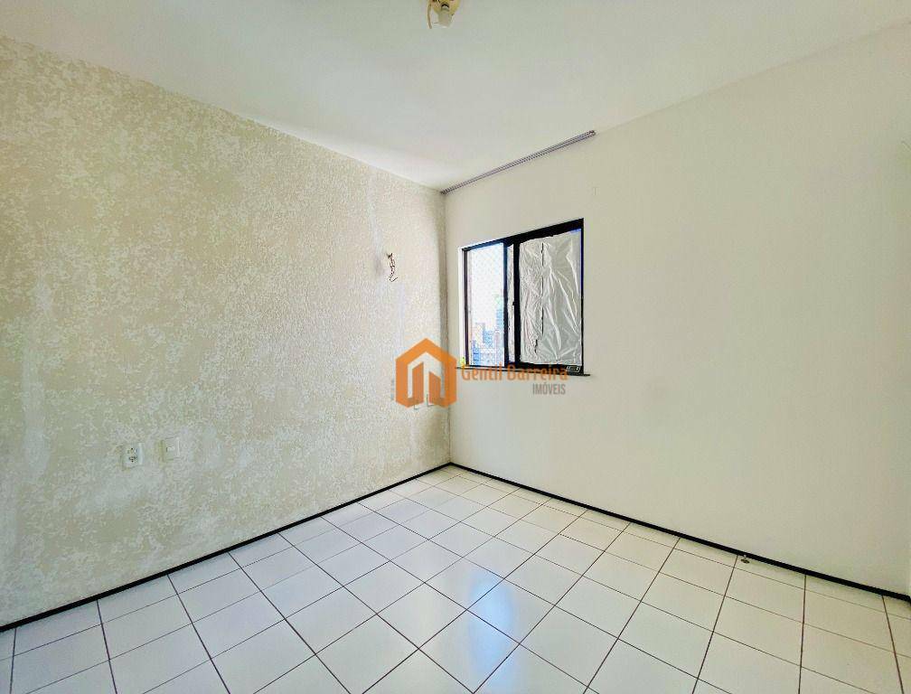 Apartamento à venda com 3 quartos, 60m² - Foto 12