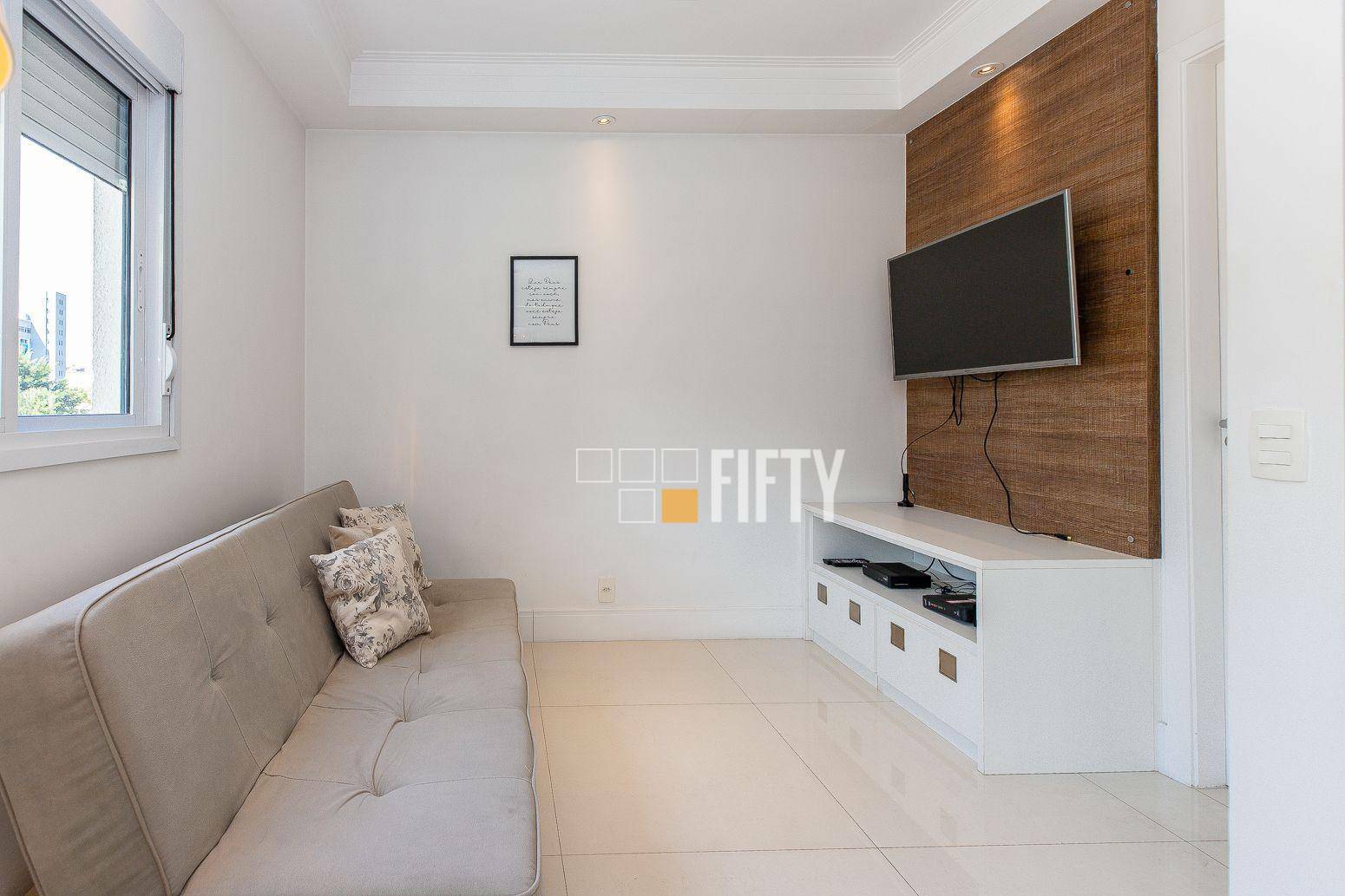 Apartamento à venda com 2 quartos, 74m² - Foto 2