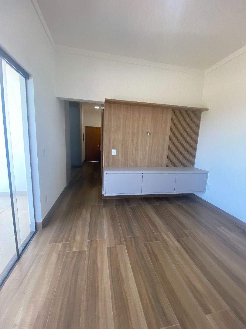 Casa à venda com 4 quartos, 280m² - Foto 25