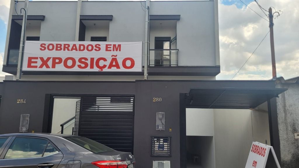 Sobrado à venda com 3 quartos, 168m² - Foto 1