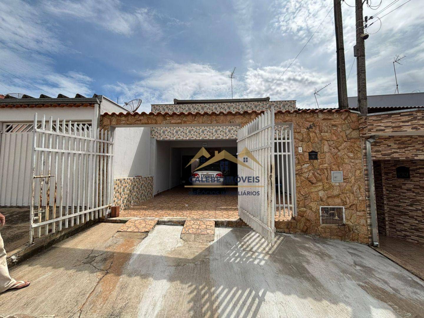 Sobrado à venda com 3 quartos, 168m² - Foto 2