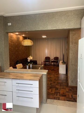 Apartamento à venda com 2 quartos, 100m² - Foto 1