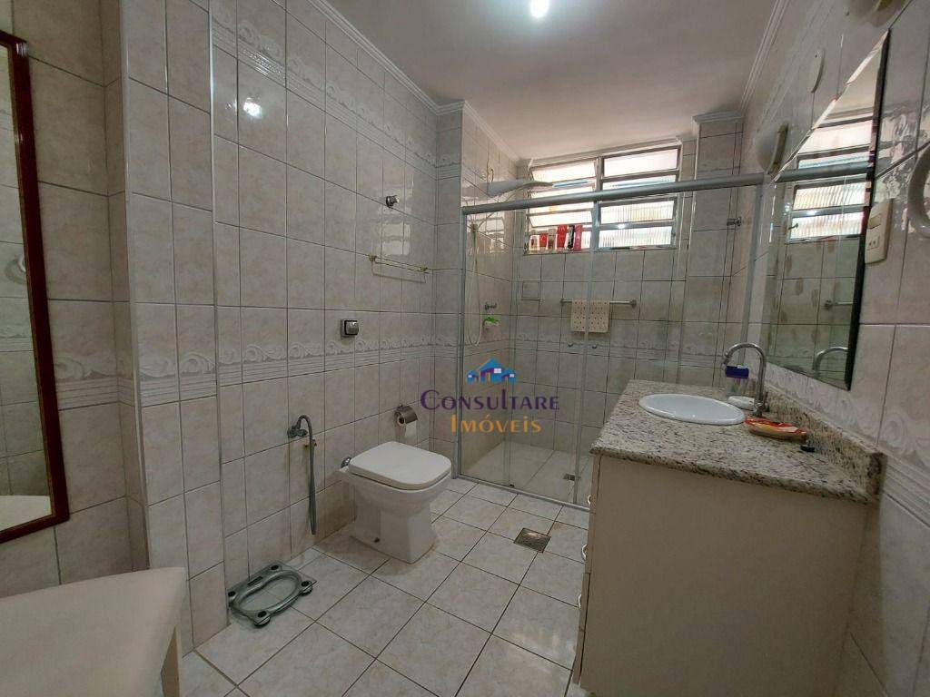 Apartamento à venda com 3 quartos, 185m² - Foto 10