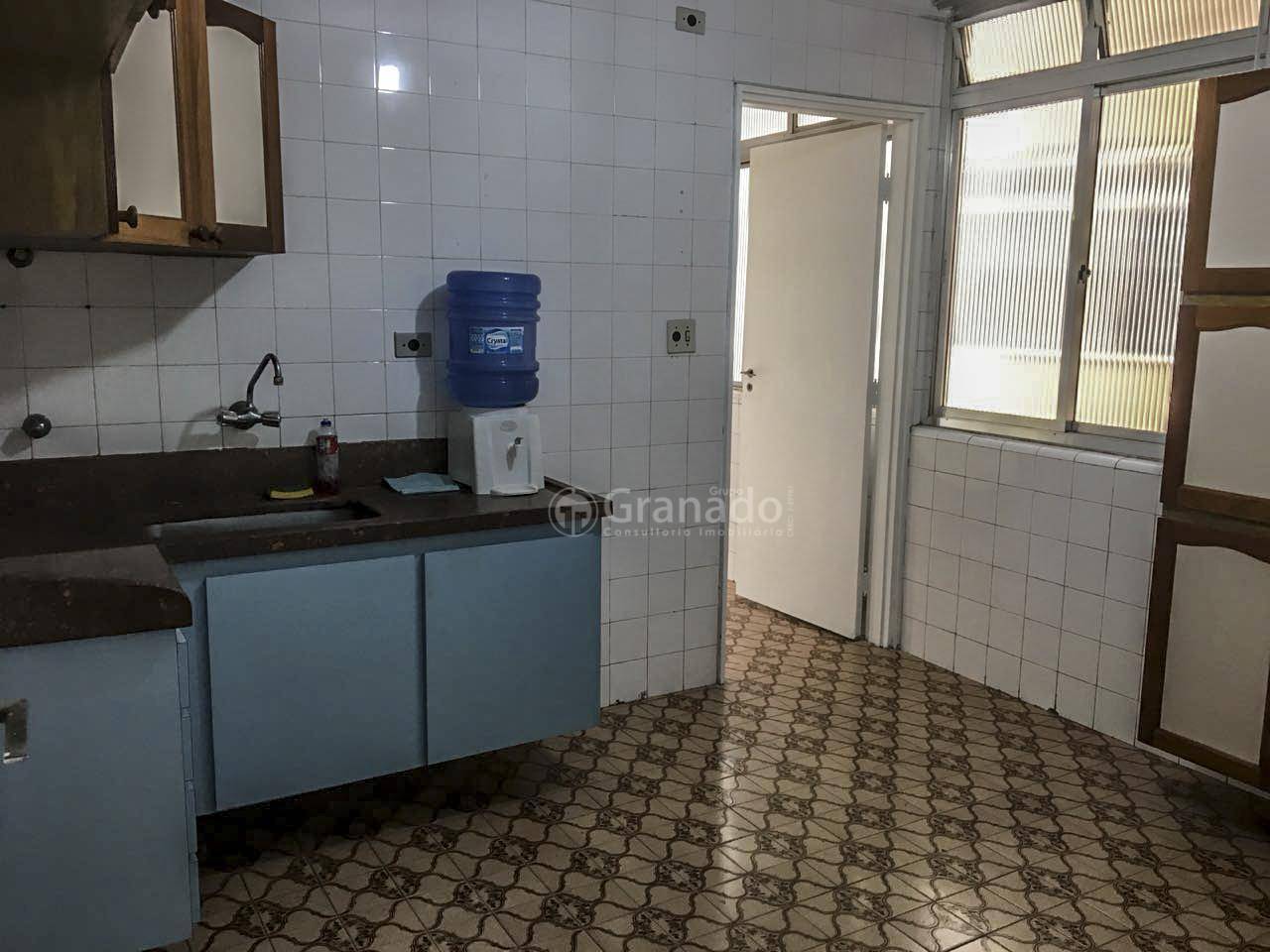 Apartamento à venda com 3 quartos, 83m² - Foto 1