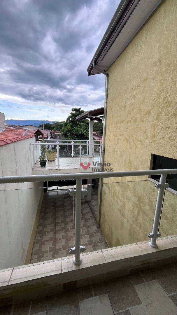 Sobrado à venda com 3 quartos, 180M2 - Foto 28