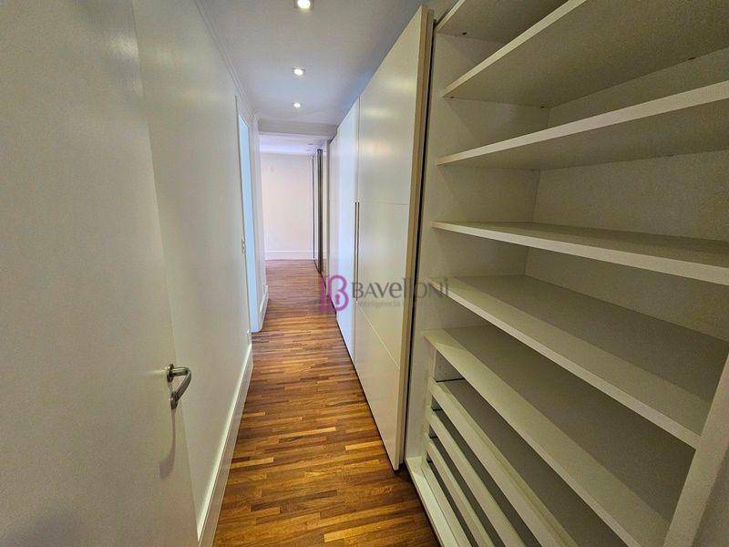 Apartamento à venda com 3 quartos, 150m² - Foto 17